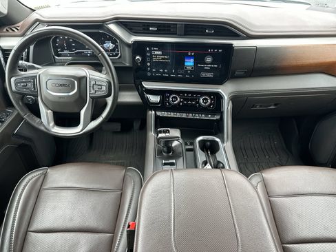 Used 2024 GMC Sierra 1500 Denali w/ Denali Reserve Package AWD/4WD image 18