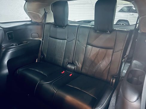 Used 2015 INFINITI QX60 FWD w/ Deluxe Touring Package image 27