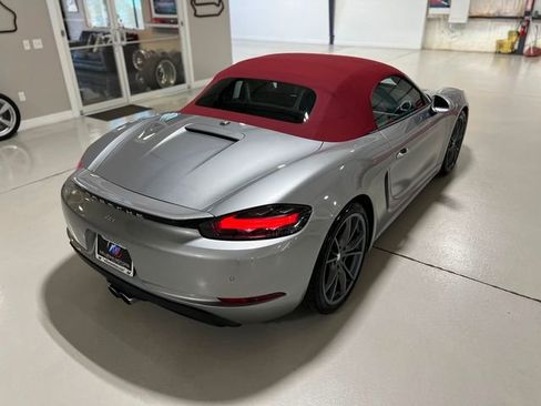 Used 2017 Porsche 718 Boxster RWD image 70