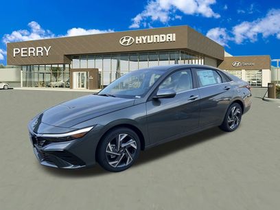 New 2025 Hyundai Elantra Limited