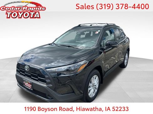 Certified 2026 Toyota Corolla Cross LE w/ Moonroof Package AWD/4WD image 1