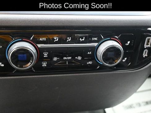 Used 2024 Chevrolet Silverado 1500 LT AWD/4WD image 12