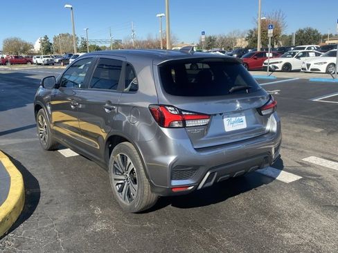Used 2024 Mitsubishi Outlander Sport 2.0 ES image 6