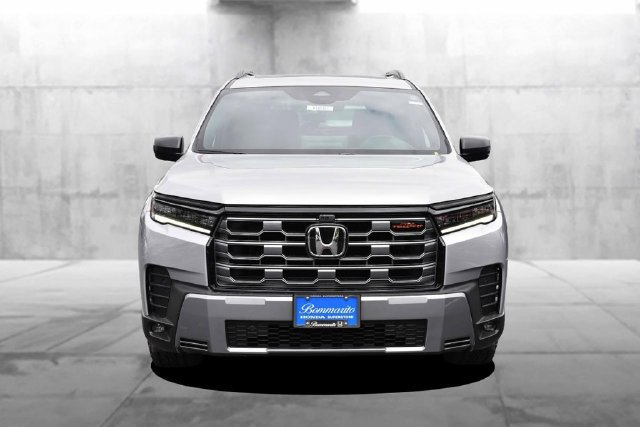 New 2026 Honda Pilot TrailSport image 4