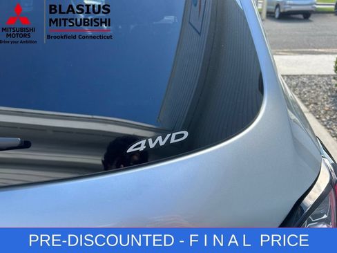 Used 2025 Mitsubishi Outlander Sport SEL AWD/4WD image 6