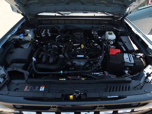 Used 2022 Ford Bronco Outer Banks AWD/4WD image 10