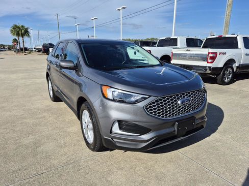 Certified 2024 Ford Edge SEL image 13