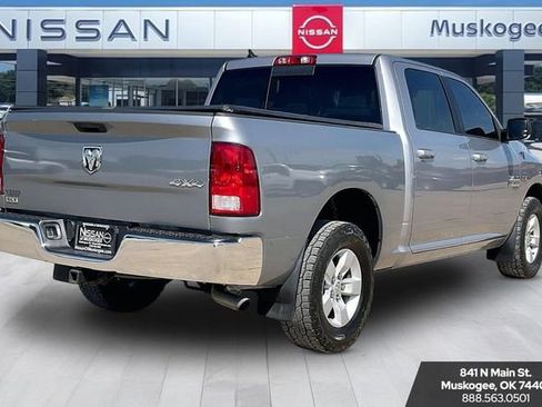 Used 2019 RAM 1500 Classic SLT w/ Luxury Group AWD/4WD image 5