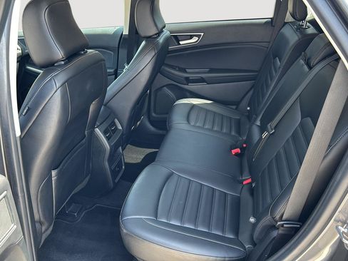 Used 2024 Ford Edge SEL AWD/4WD image 17