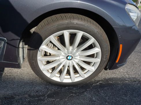 Used 2016 BMW 740i RWD image 38