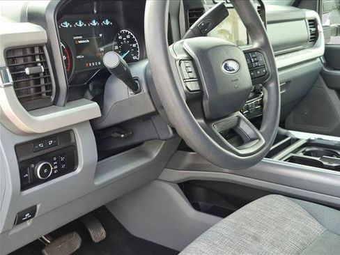 Used 2024 Ford F250 XLT w/ FX4 Off-Road Package AWD/4WD image 9