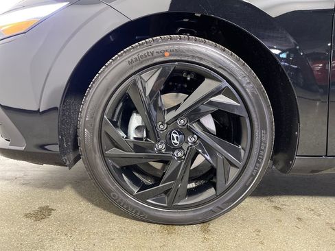 New 2026 Hyundai Elantra Sport image 11