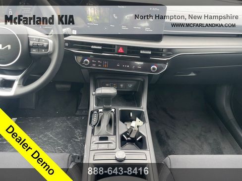 New 2025 Kia K5 LXS image 13