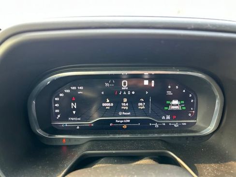 Used 2022 GMC Yukon SLE AWD/4WD image 9