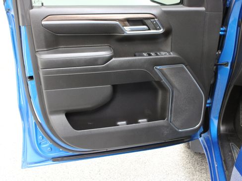 Used 2022 Chevrolet Silverado 1500 RST RWD image 13