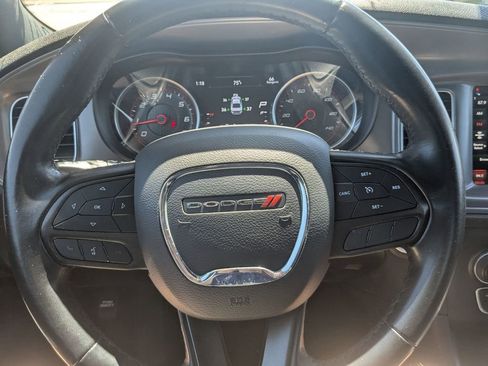 Used 2023 Dodge Charger SXT RWD image 19