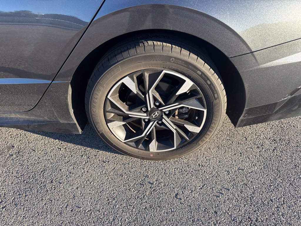 Used 2024 Hyundai Sonata SEL AWD/4WD image 17