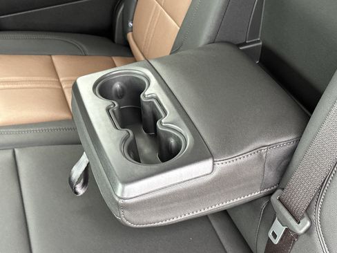 Used 2023 Chevrolet Silverado 1500 High Country w/ High Country Premium Package image 14