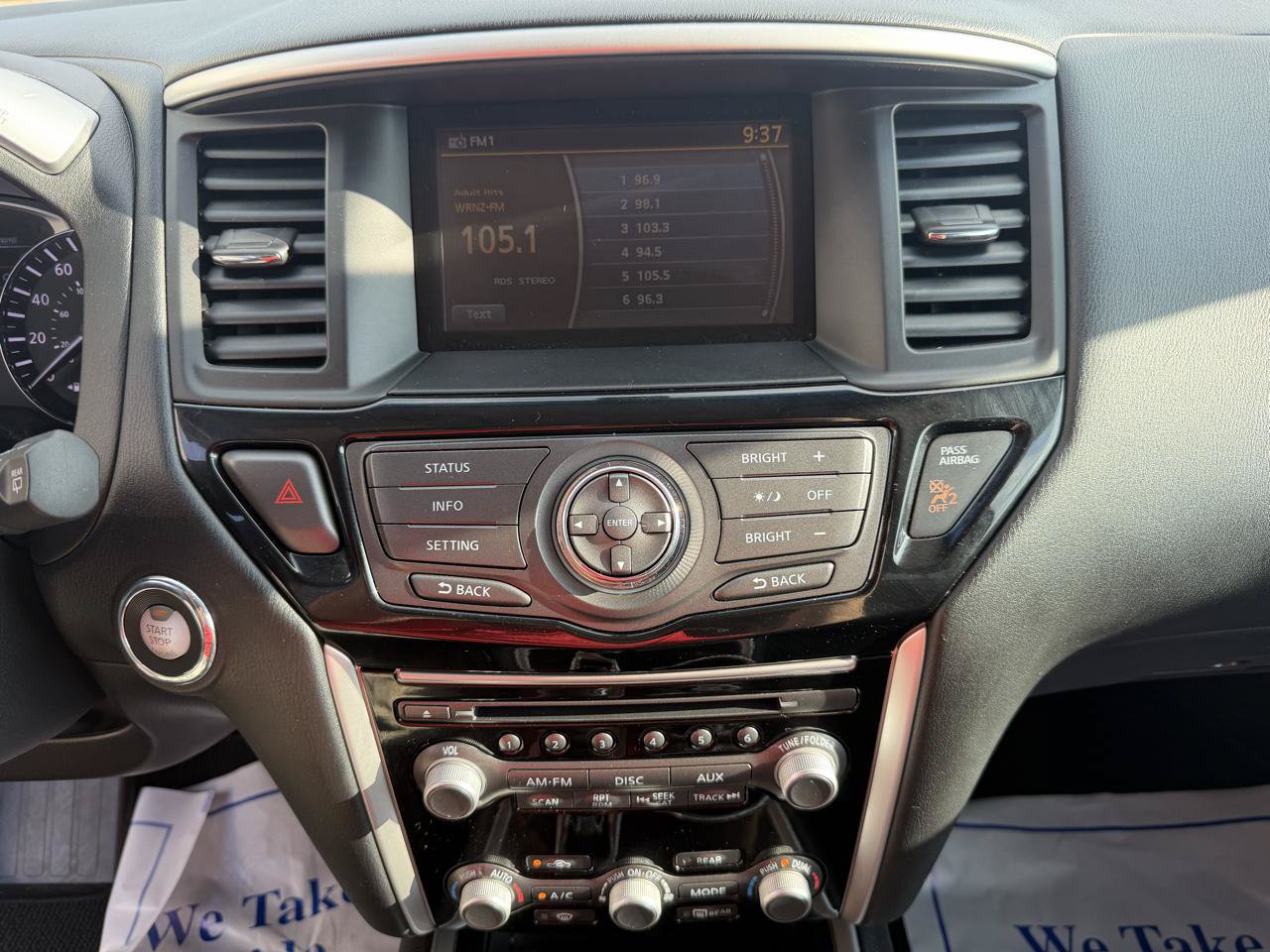 Used 2013 Nissan Pathfinder SV AWD/4WD image 33