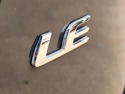 Used 2024 Toyota Corolla LE FWD image 7
