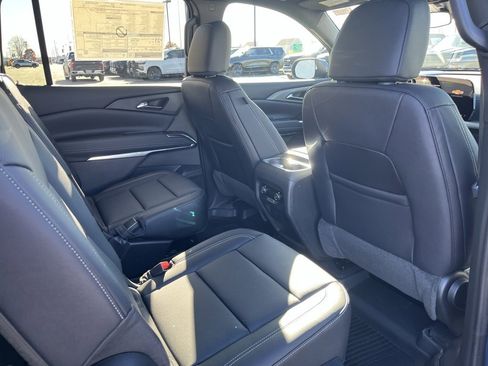New 2026 Chevrolet Traverse LT image 27