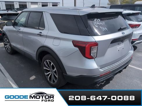 Used 2022 Ford Explorer ST AWD/4WD image 3