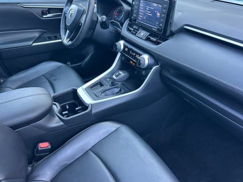 Certified 2022 Toyota RAV4 XLE Premium FWD image 16