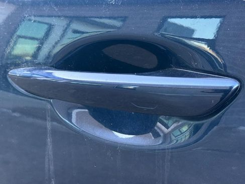 Used 2025 MAZDA CX-90 3.3 Turbo w/ Premium Sport Pkg image 9