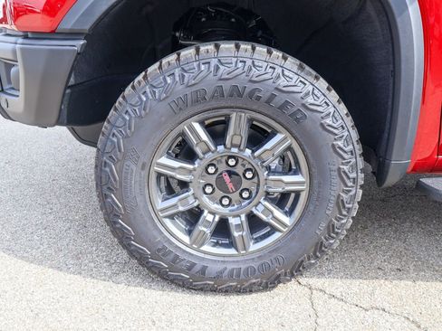 New 2026 GMC Sierra 1500 AT4X AWD/4WD image 38