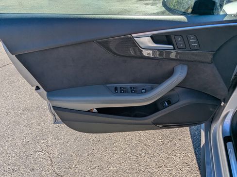 Used 2019 Audi S5 Premium Plus w/ Premium Plus image 18