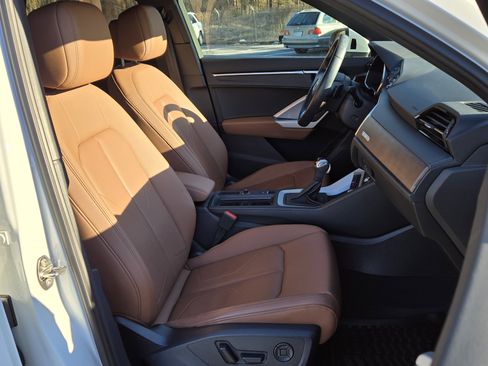 Used 2023 Audi Q3 2.0T Premium Plus w/ Premium Plus Package image 20