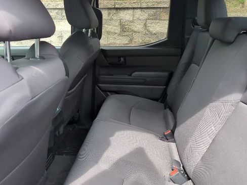 Used 2025 Toyota Tacoma SR5 AWD/4WD image 21
