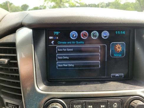 Used 2020 Chevrolet Tahoe 4WD image 29