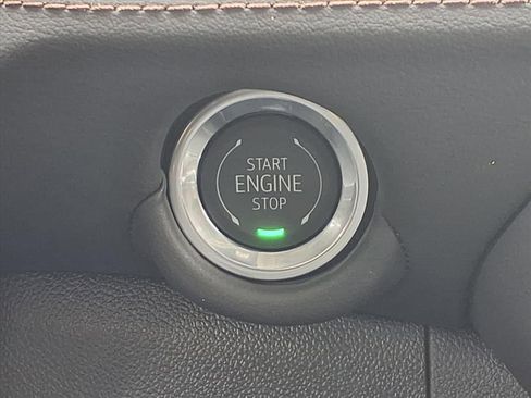 New 2026 Chevrolet Suburban High Country image 6