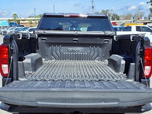 Used 2023 GMC Sierra 1500 Elevation image 18