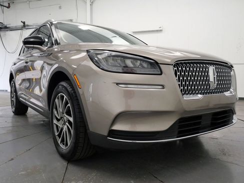 Used 2021 Lincoln Corsair AWD w/ Equipment Group 101A image 38