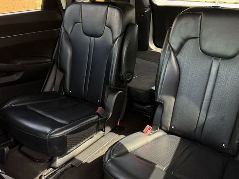 Used 2022 Kia Sorento EX FWD image 29