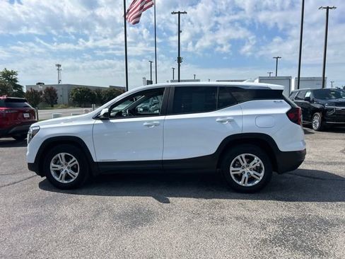 Used 2024 GMC Terrain SLE FWD image 6