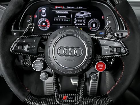 Used 2017 Audi R8 V10 plus image 32