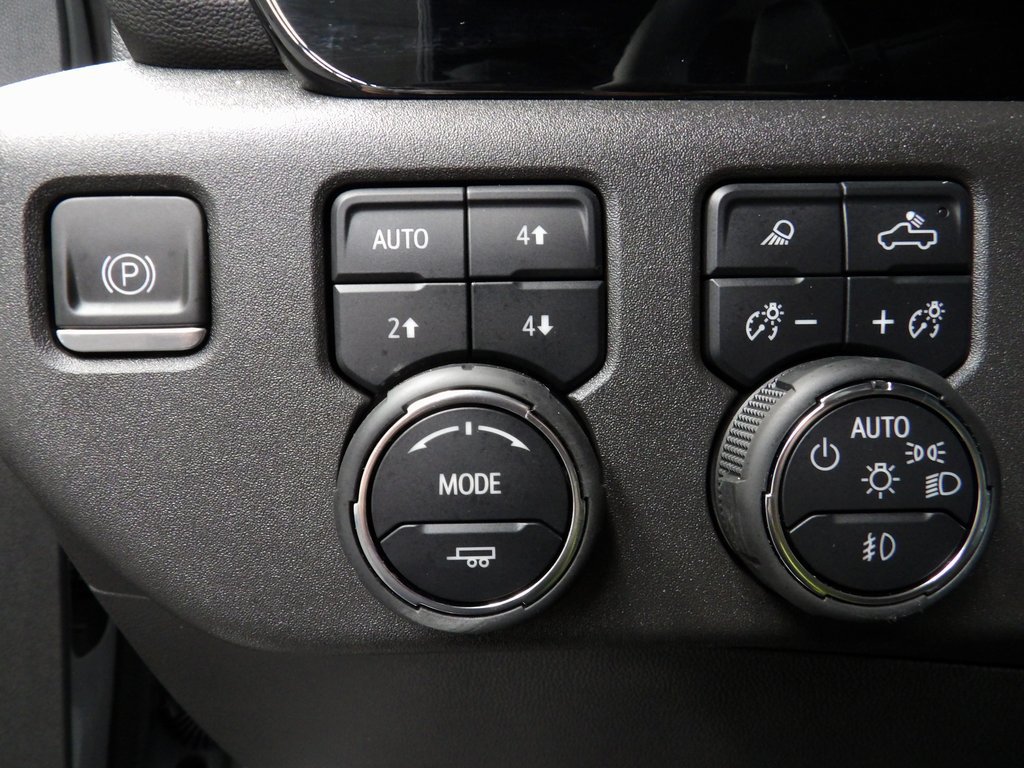 Used 2024 Chevrolet Silverado 1500 ZR2 AWD/4WD image 54