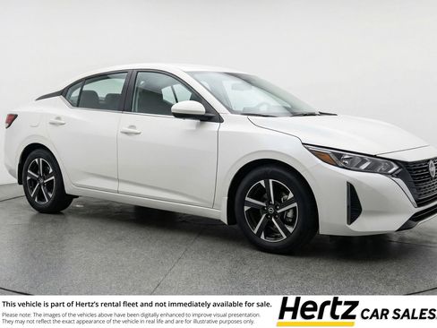 Used 2025 Nissan Sentra SV image 1