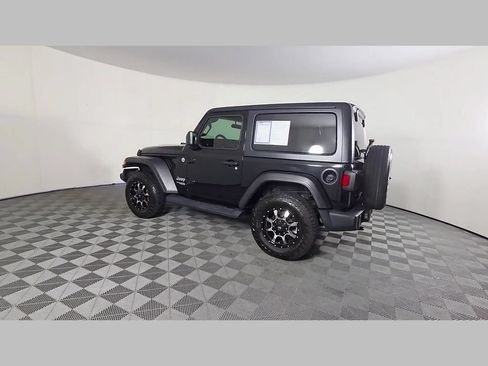 Used 2019 Jeep Wrangler Sport AWD/4WD image 44