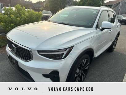 Used 2025 Volvo XC40 B5 Plus