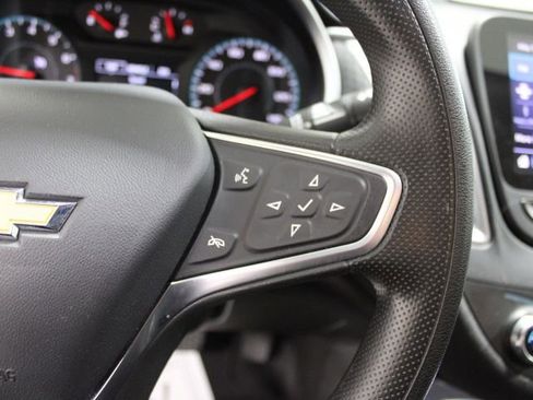 Used 2022 Chevrolet Malibu LT image 33