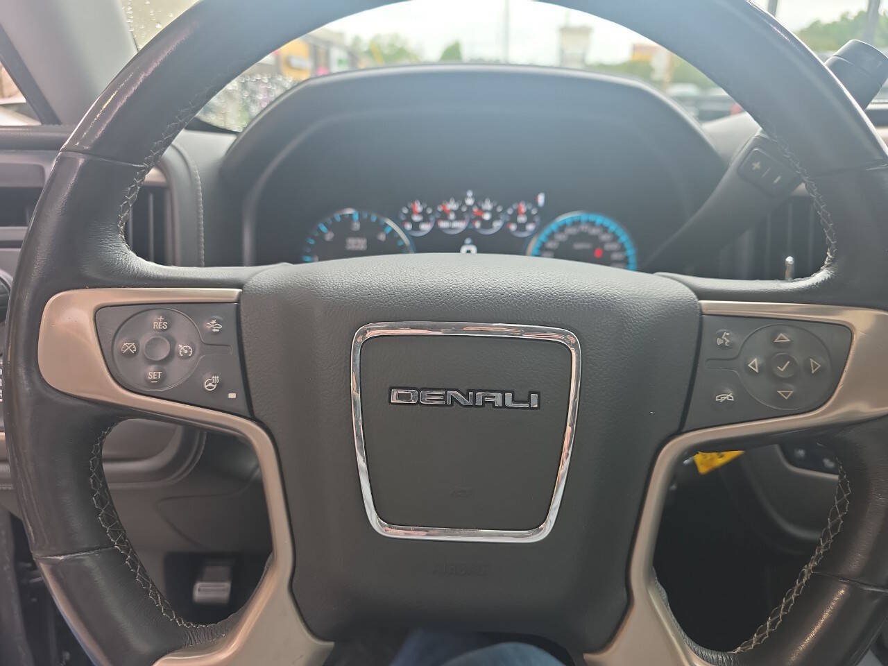 Used 2017 GMC Sierra 1500 Denali AWD/4WD image 9