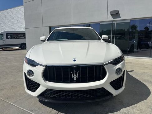 Certified 2022 Maserati Levante Modena image 3