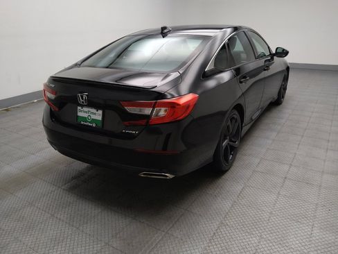 Used 2019 Honda Accord Sport image 9