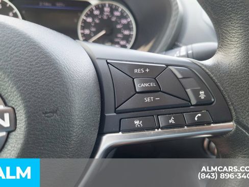 Used 2024 Nissan Sentra SV FWD image 10