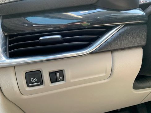 Used 2019 Cadillac XT4 Premium Luxury w/ Driver Assist Package FWD image 37