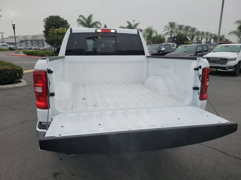 New 2026 RAM 1500 Laramie AWD/4WD image 19